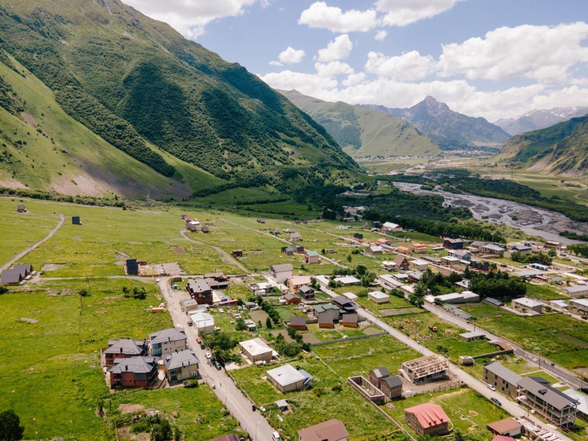 Heaven Hill Hotel Kazbegi Exterior foto